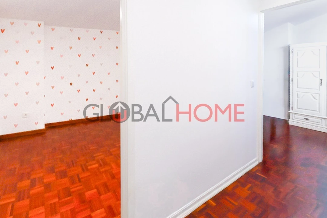 Apartamento T1 para Venda em Moreira Foto 11