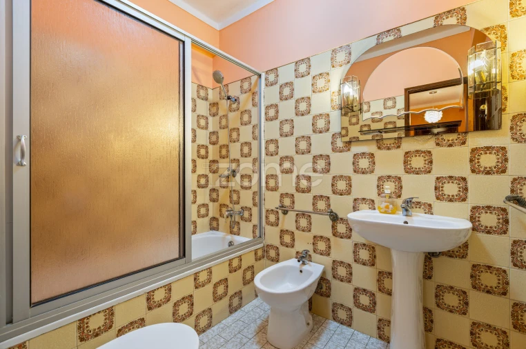 Apartamento T3 para Venda em Olhão Foto 22