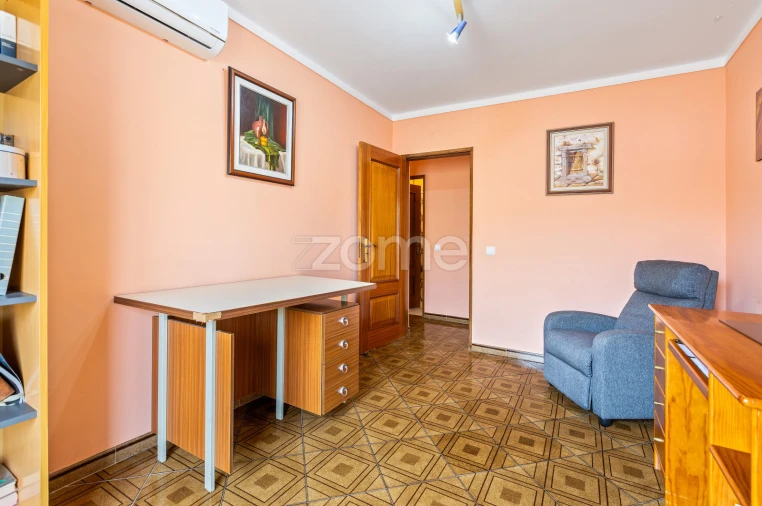 Apartamento T3 para Venda em Olhão Foto 26