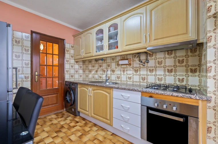 Apartamento T3 para Venda em Olhão Foto 6