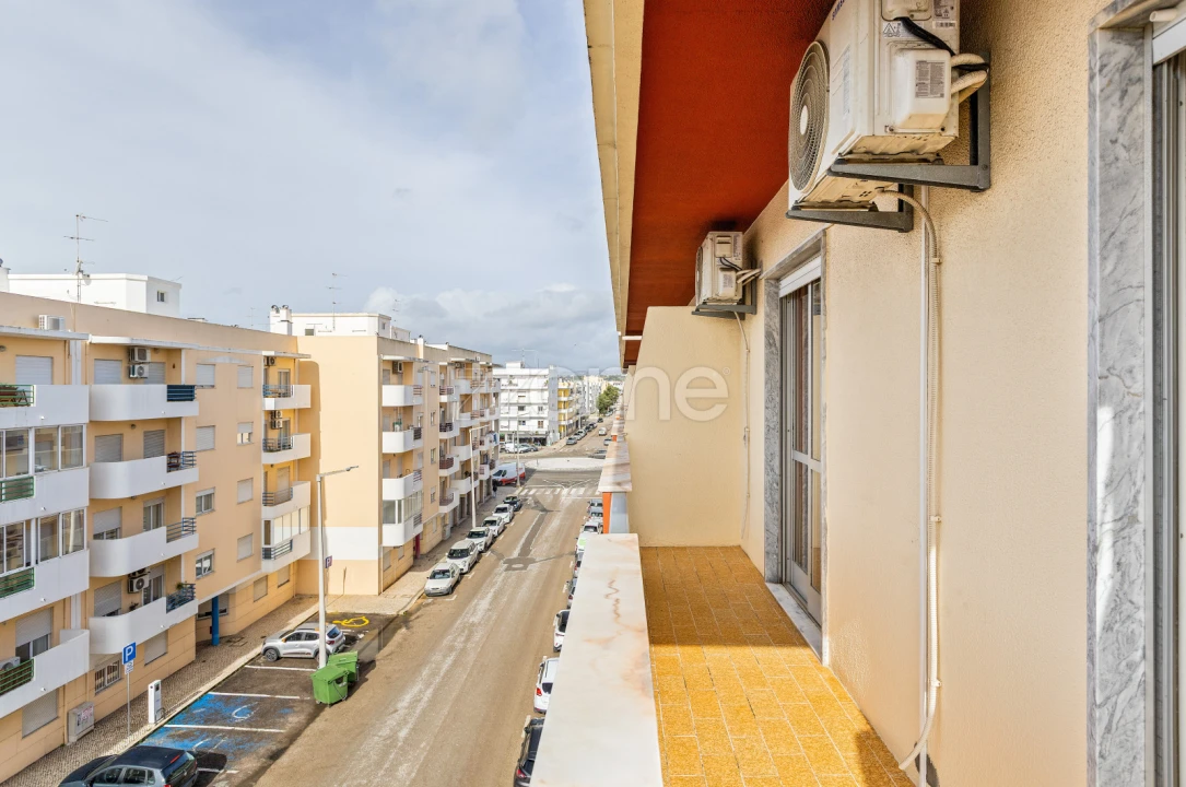 Apartamento T3 para Venda em Olhão Foto 28