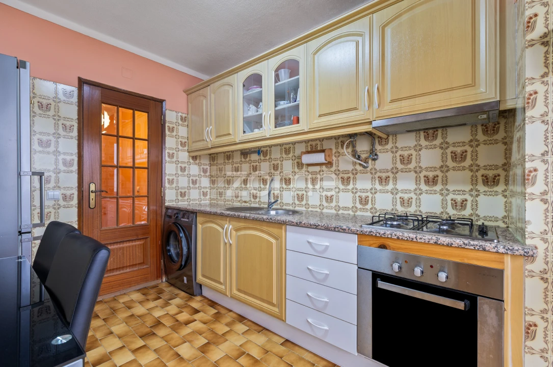 Apartamento T3 para Venda em Olhão Foto 6