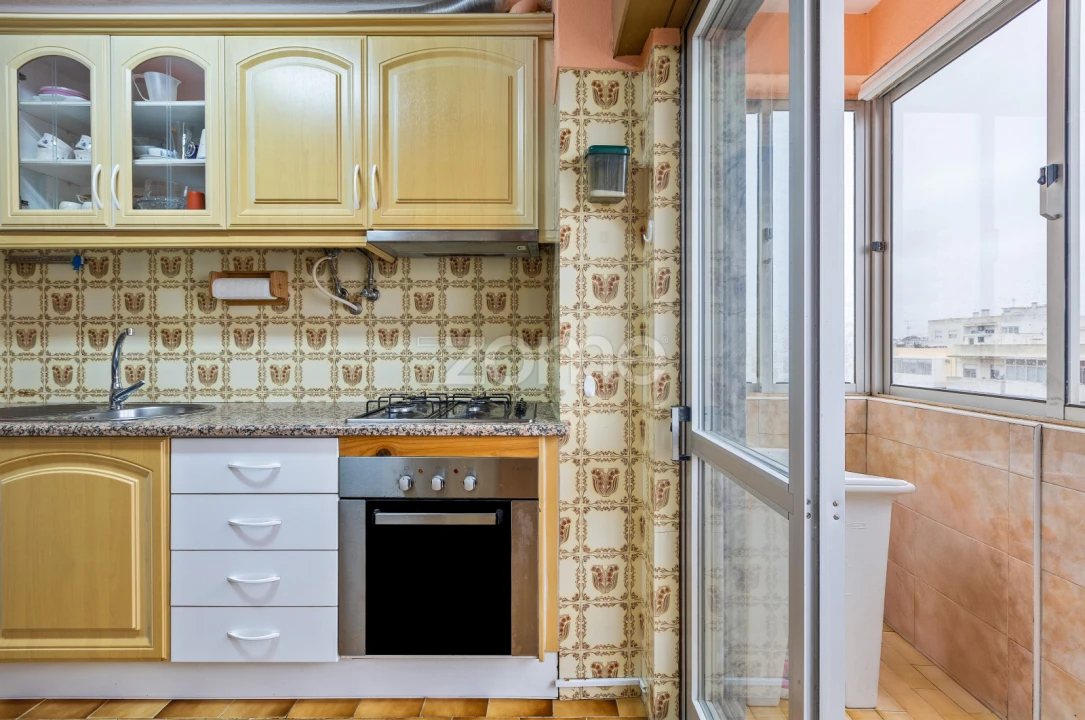 Apartamento T3 para Venda em Olhão Foto 7