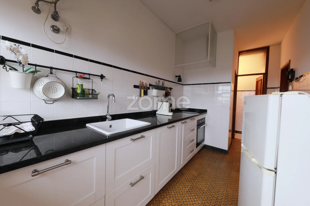 Apartamento T3 para Arrendamento em Cedofeita, Santo Ildefonso, Sé, Miragaia, São Nicolau e Vitória Foto 4