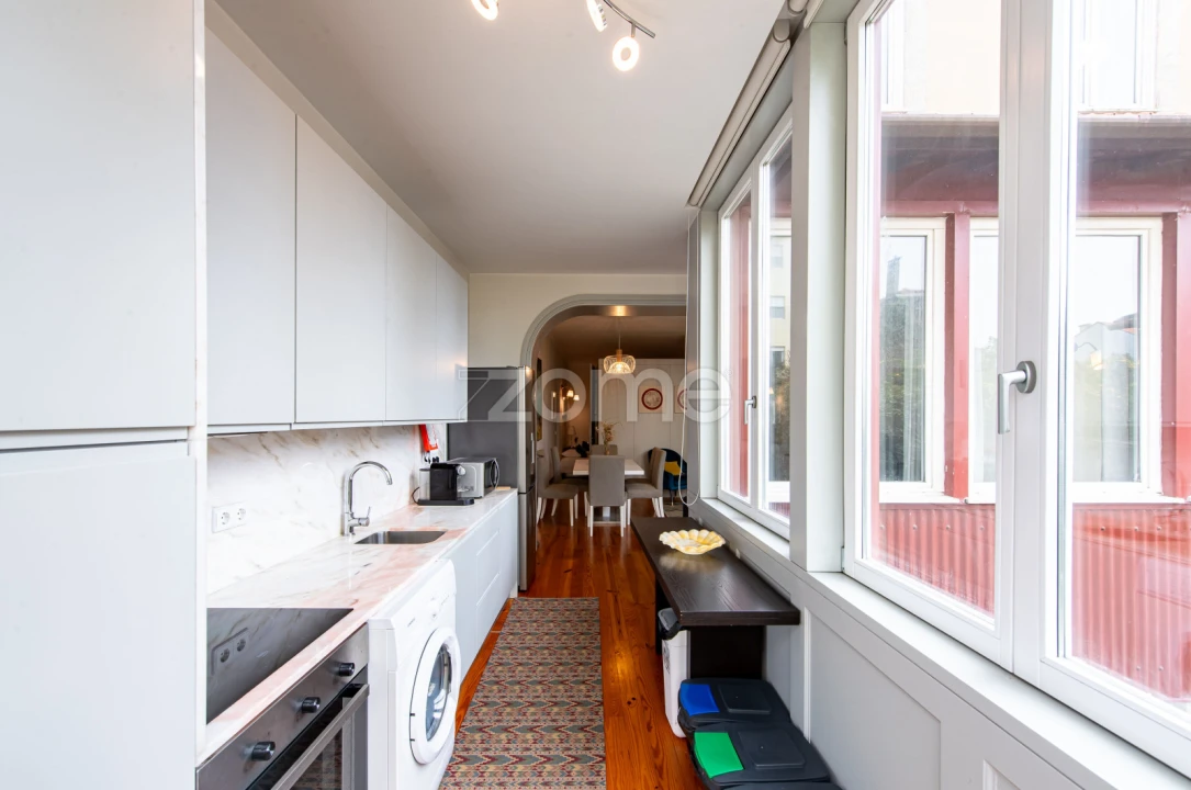 Apartamento T2 para Venda em Cedofeita, Santo Ildefonso, Sé, Miragaia, São Nicolau e Vitória Foto 5