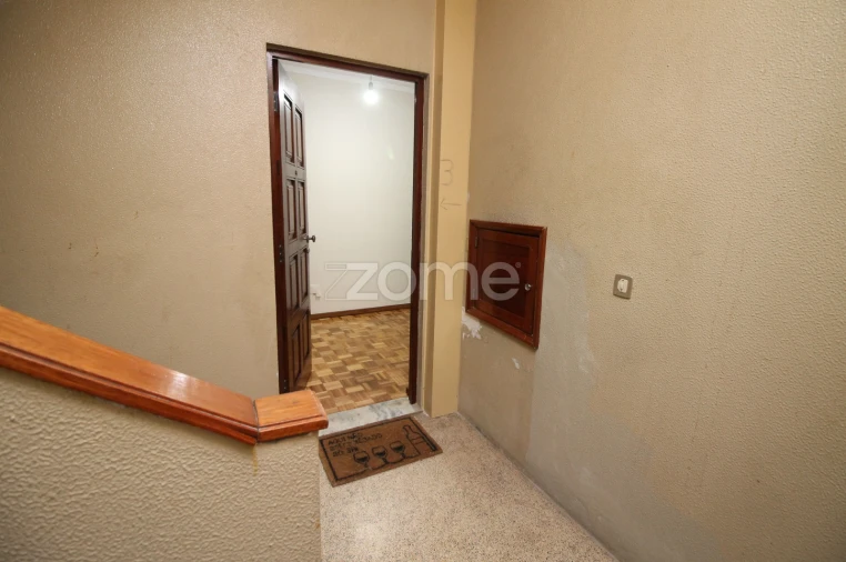 Apartamento T3 para Arrendamento em São Vitor (Braga) Foto 5