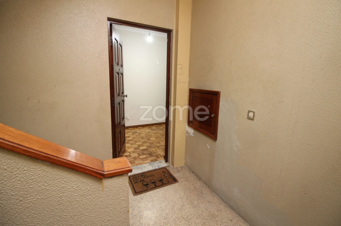 Apartamento T3 para Arrendamento em São Vitor (Braga) Foto 5