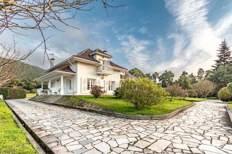 Moradia T5 para Venda em Moledo e Cristelo Foto 3