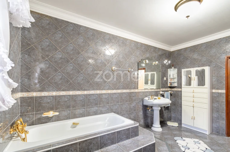 Moradia T5 para Venda em Moledo e Cristelo Foto 35