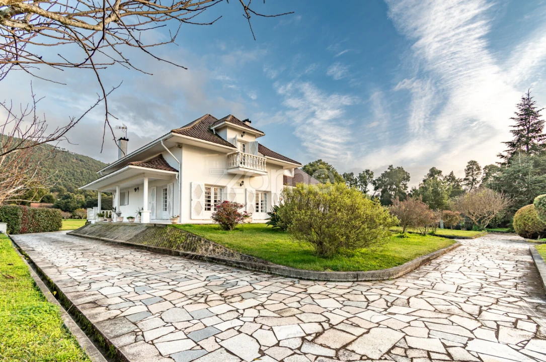 Moradia T5 para Venda em Moledo e Cristelo Foto 3