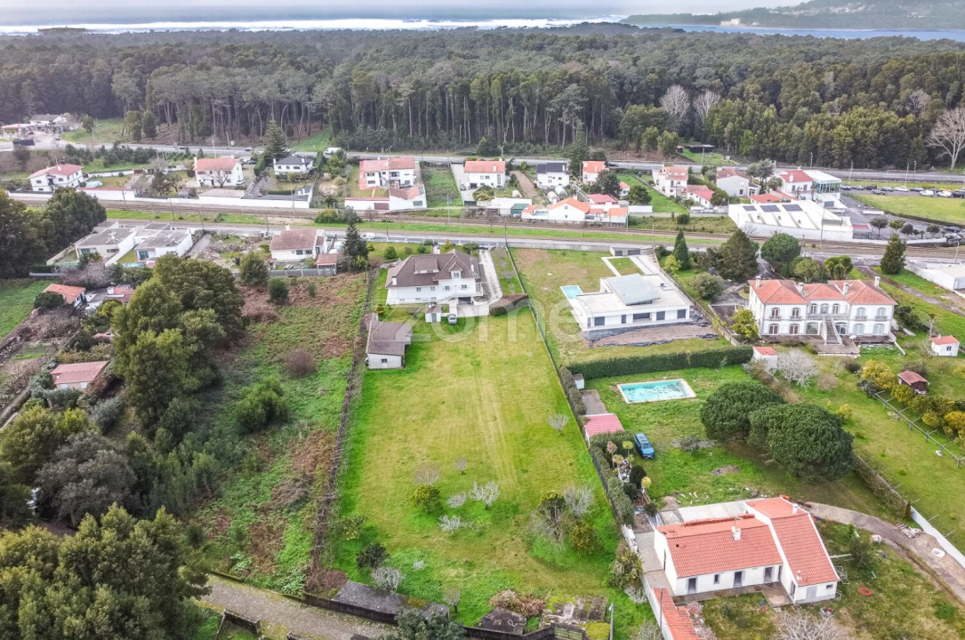 Moradia T5 para Venda em Moledo e Cristelo Foto 12