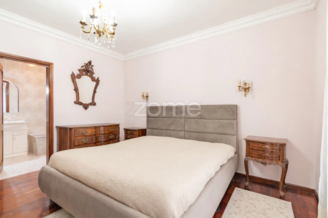 Moradia T5 para Venda em Moledo e Cristelo Foto 38