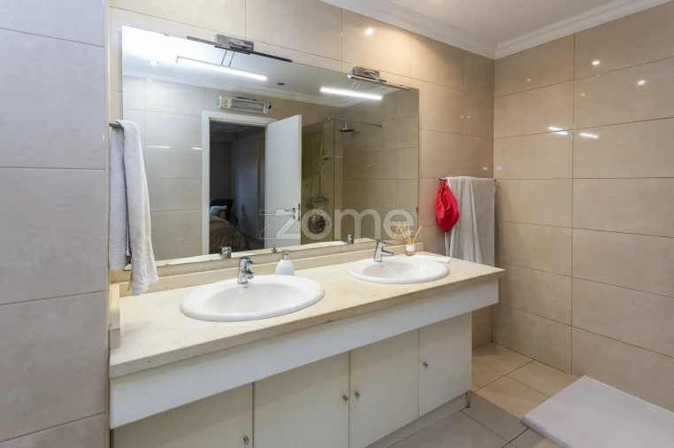 Apartamento T2 para Venda em Gulpilhares e Valadares Foto 27