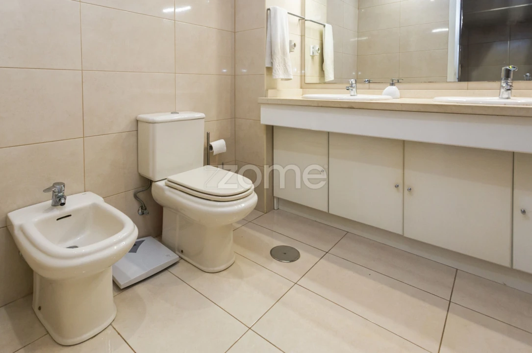 Apartamento T2 para Venda em Gulpilhares e Valadares Foto 26