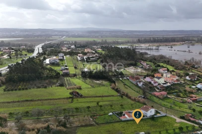 Terreno para Venda em Antuzede e Vil de Matos