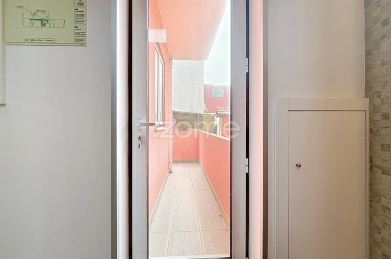 Prédio para Venda em Buarcos Foto 21