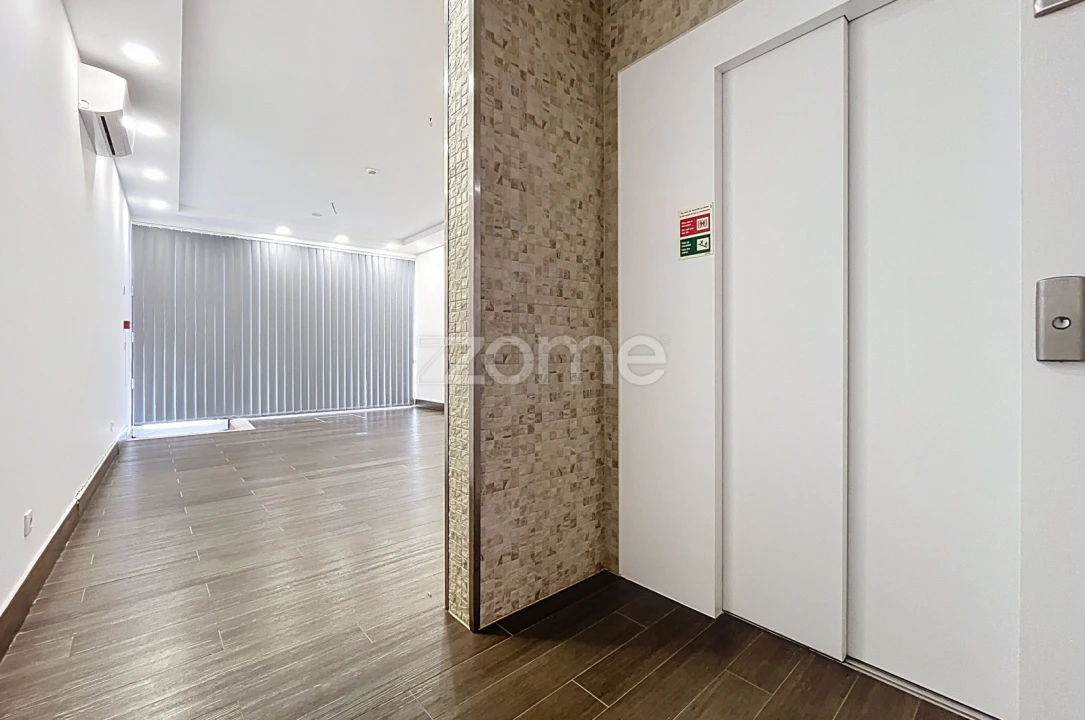 Prédio para Venda em Buarcos Foto 2