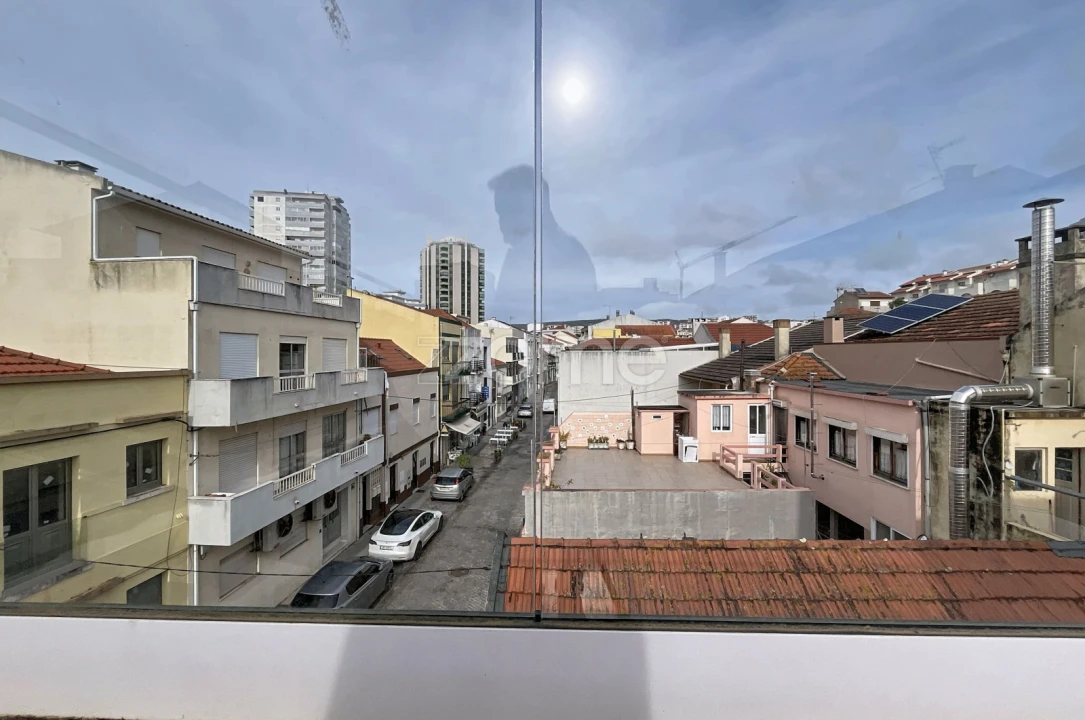 Prédio para Venda em Buarcos Foto 28