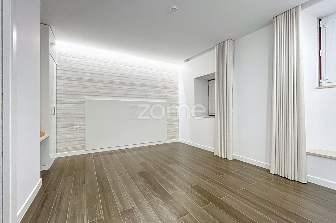 Prédio para Venda em Buarcos Foto 40