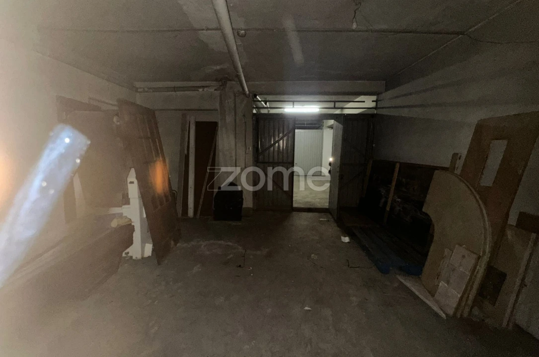 Garagem para Venda em Buarcos Foto 5