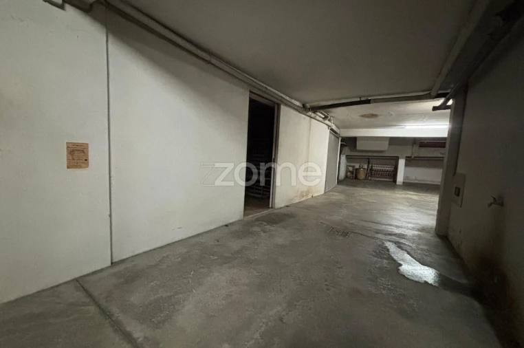 Garagem para Venda em Buarcos Foto 2