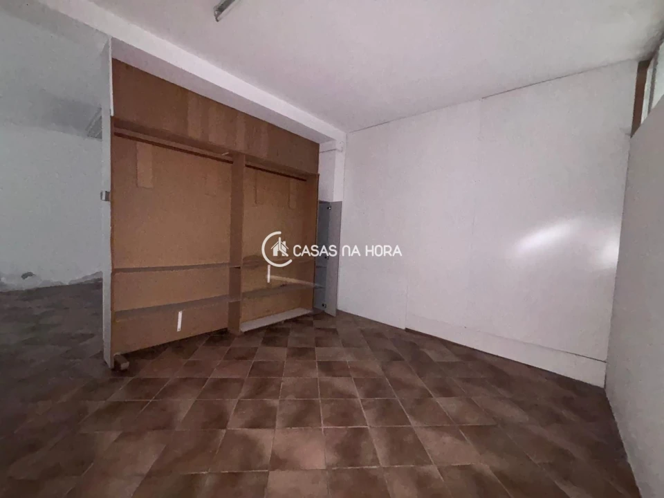 Loja para Arrendamento em Viseu Foto 5