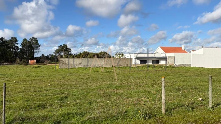 Terreno P/ Prédio para Venda em Azeitão (São Lourenço e São Simão)
