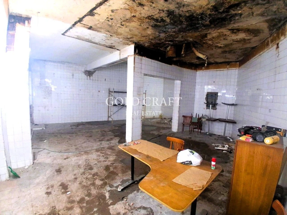 Loja para Arrendamento em Queluz e Belas Foto 9