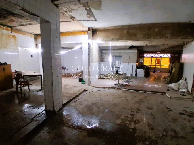 Loja para Arrendamento em Queluz e Belas Foto 5