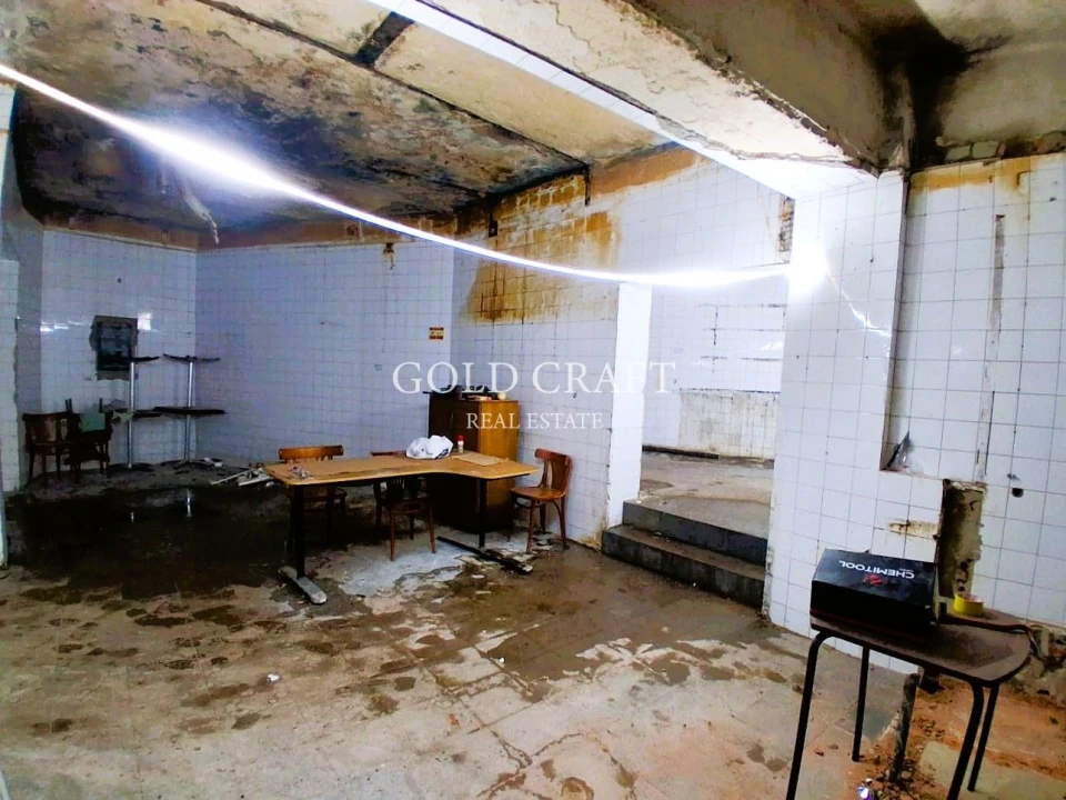 Loja para Arrendamento em Queluz e Belas Foto 8