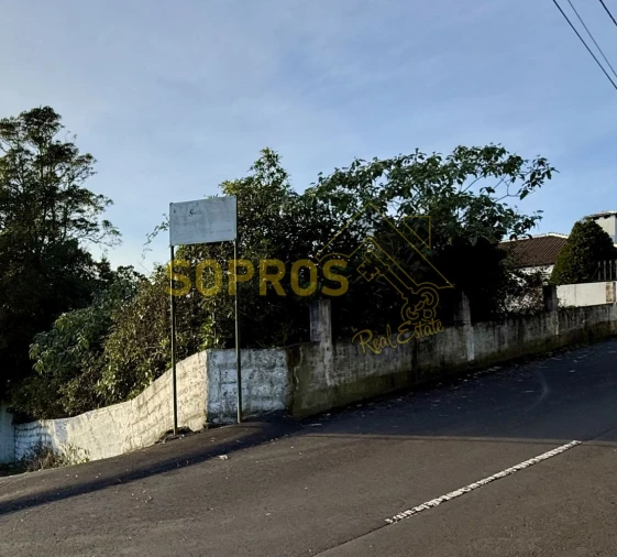 Terreno para Venda em Terra Chã Foto 1