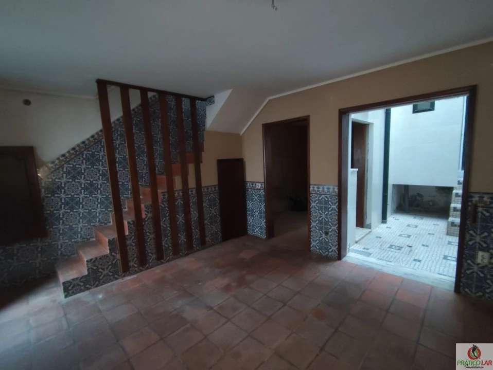 Moradia T7 para Venda em Glória e Vera Cruz Foto 33