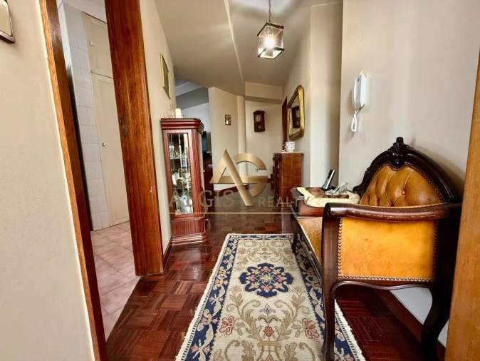 Apartamento T4 para Venda em Santo Antonio Foto 8