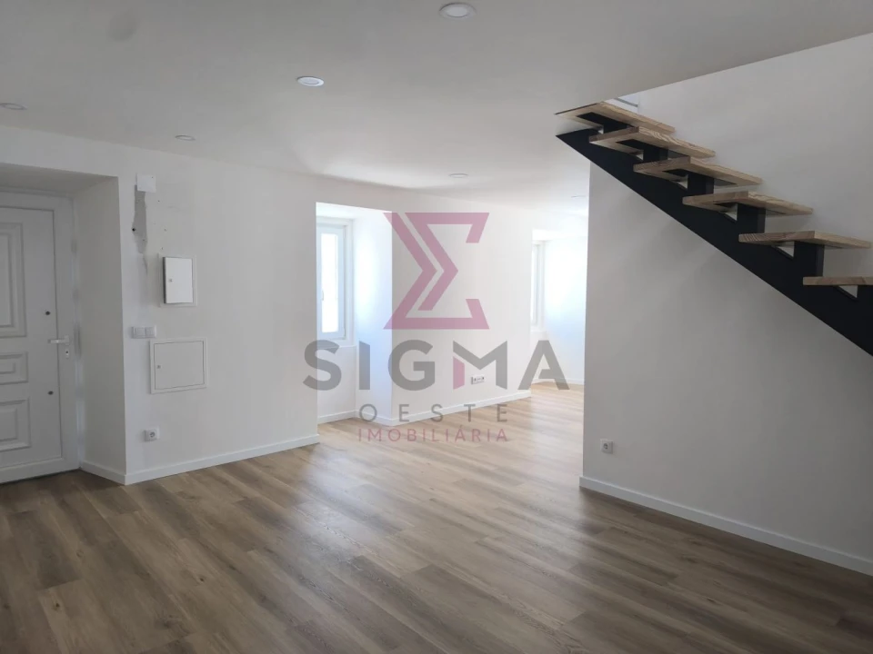 Moradia T2 para Venda em Roliça Foto 26