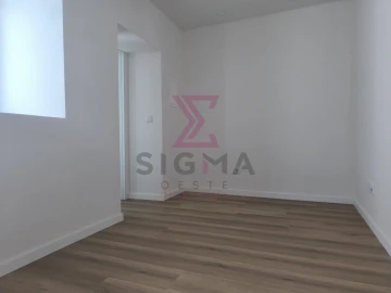 Moradia T2 para Venda em Roliça