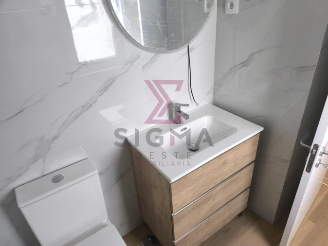 Moradia T2 para Venda em Roliça Foto 18