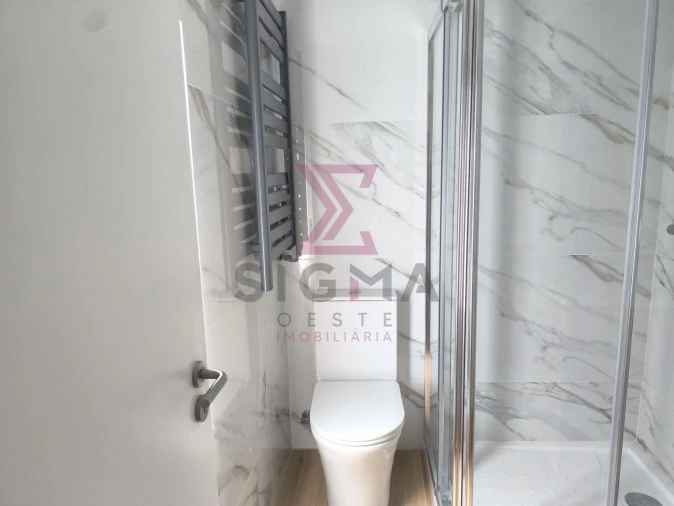 Moradia T2 para Venda em Roliça Foto 44