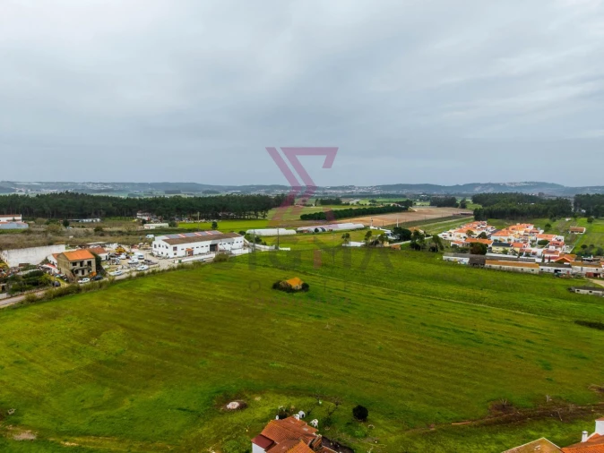 Moradia T2 para Venda em Roliça Foto 6