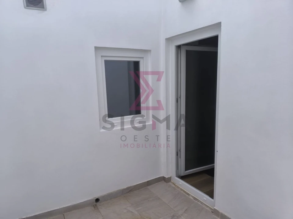 Moradia T2 para Venda em Roliça Foto 12
