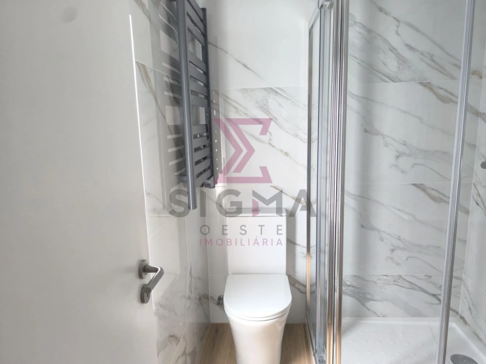 Moradia T2 para Venda em Roliça Foto 44