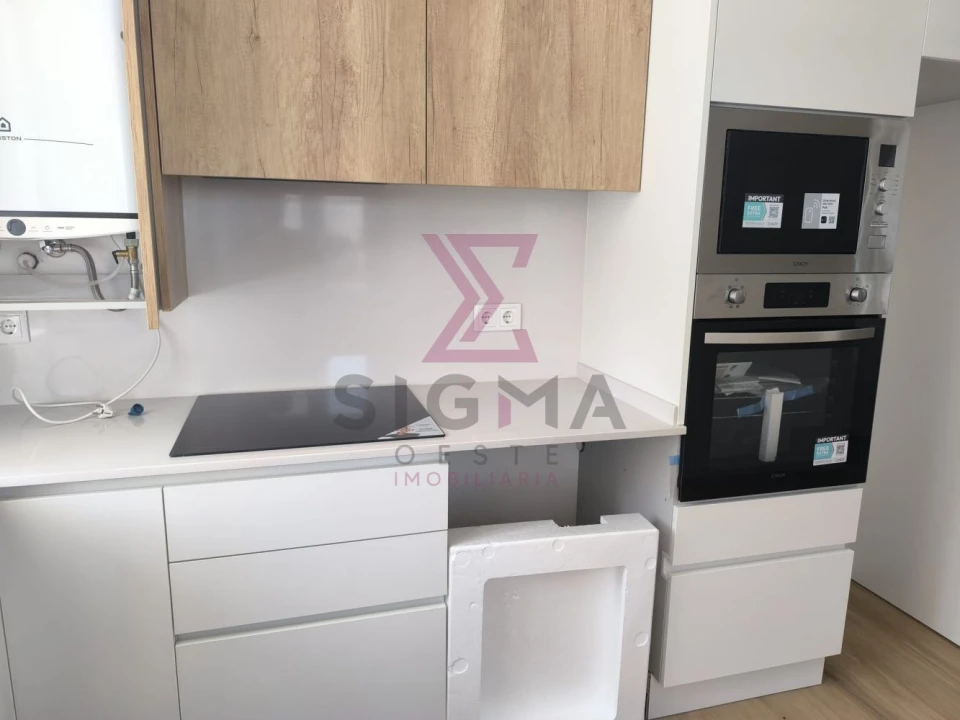Moradia T2 para Venda em Roliça Foto 2