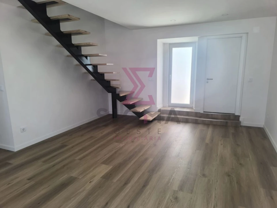 Moradia T2 para Venda em Roliça Foto 54