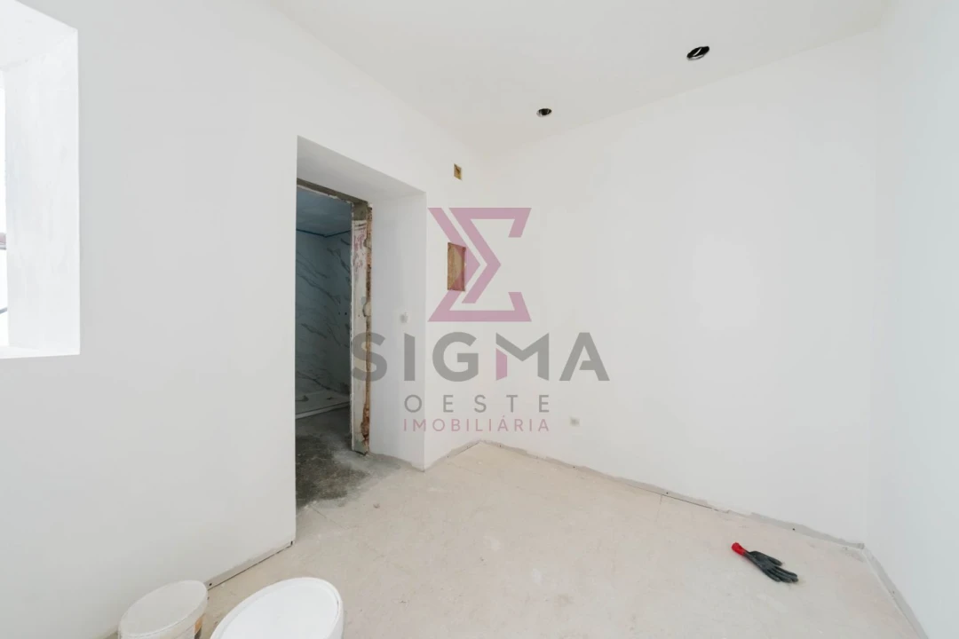 Moradia T2 para Venda em Roliça Foto 26