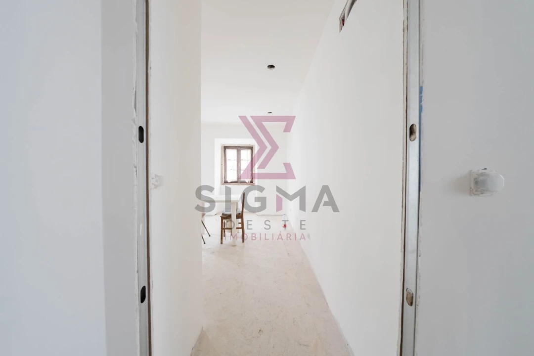 Moradia T2 para Venda em Roliça Foto 16