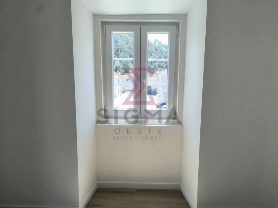 Moradia T2 para Venda em Roliça Foto 30