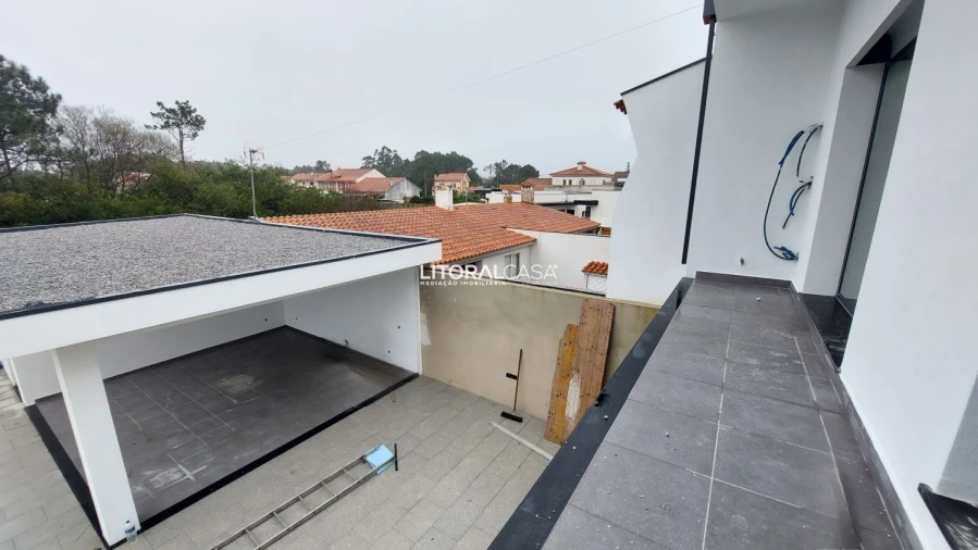 Moradia T4 para Venda em Gafanha da Encarnação Foto 8