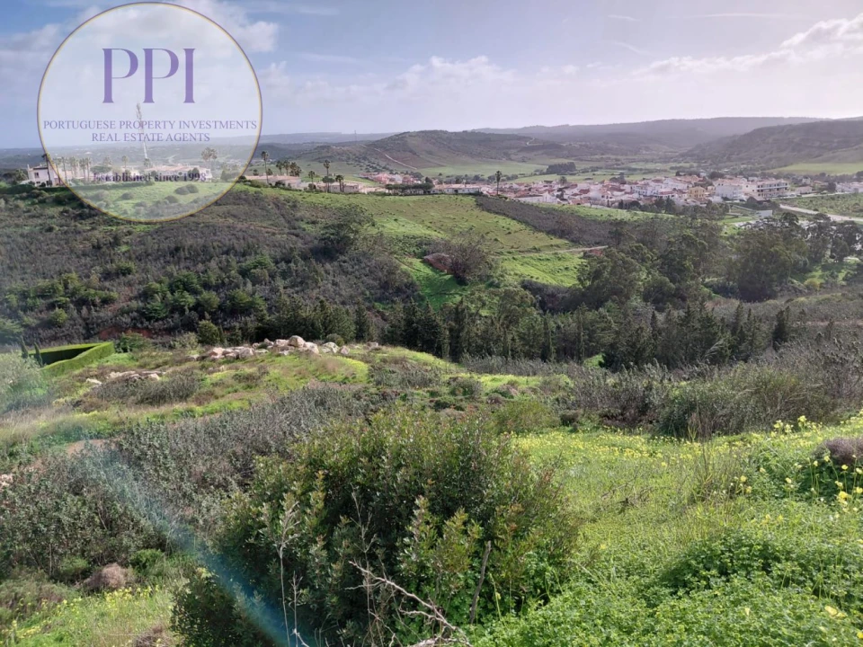 Terreno para Venda em Budens Foto 7