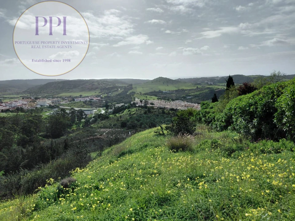 Terreno para Venda em Budens Foto 3