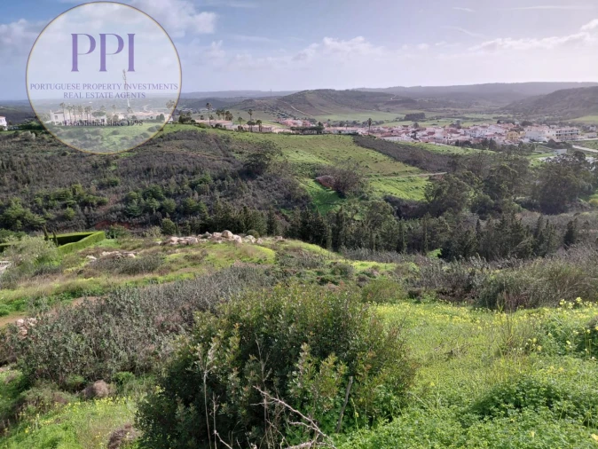 Terreno para Venda em Budens Foto 1