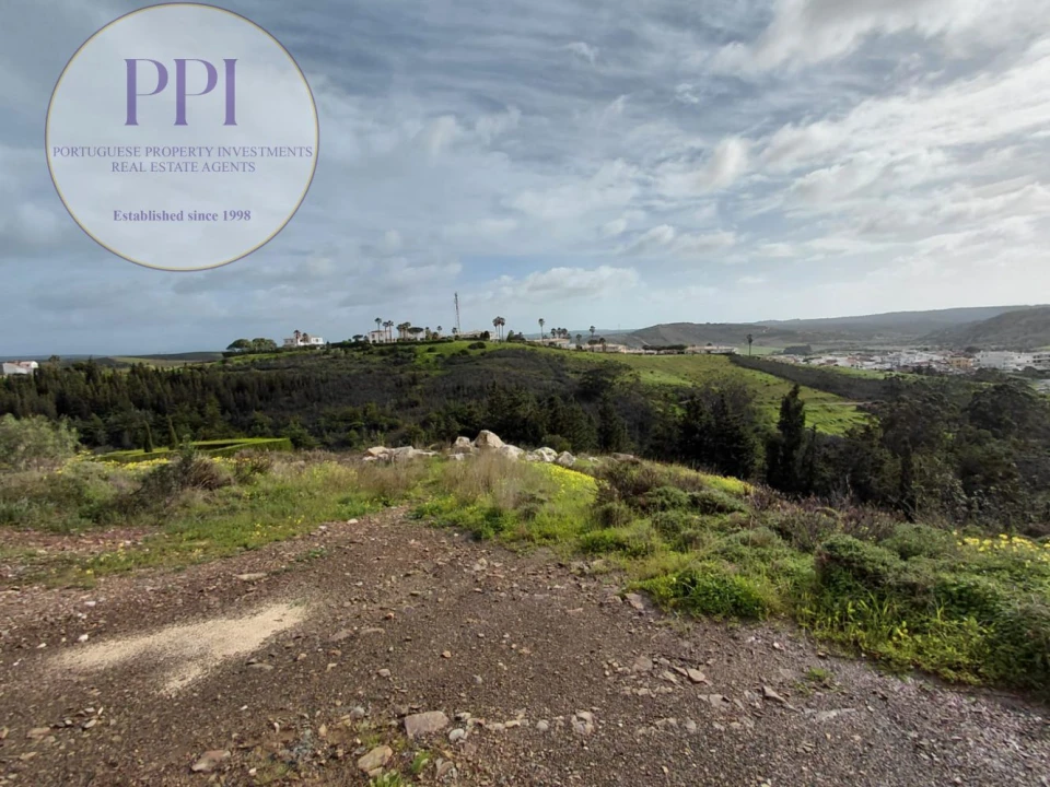 Terreno para Venda em Budens Foto 6